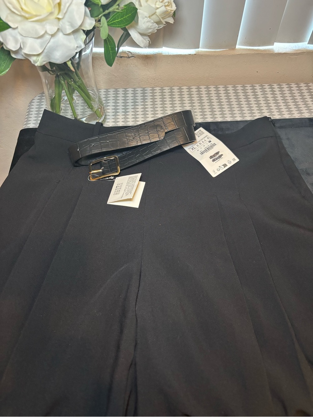 Zara Black women’s Dress skort with Croc-Texture Belt